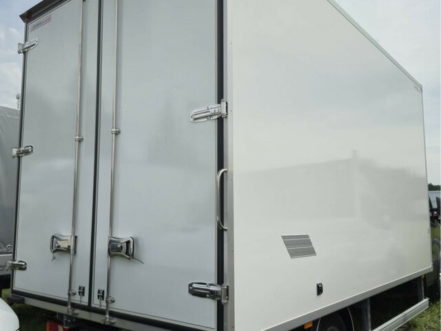 IVECO Daily 35S18 3.0 Koffer Voll-LED Navigation - Комбе фургон: слика 3 IVECO Daily 35S18 3.0 Koffer Voll-LED Navigation - Комбе фургон: слика 3