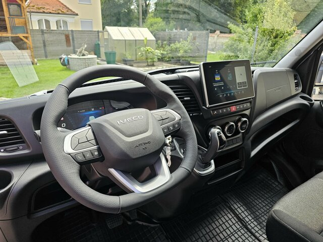 IVECO Daily 35S18HA8V DOKA Snoeks Mixto Hi-Matic 16m³ - Товарно комбе, Комби со двојна кабина: слика 4 IVECO Daily 35S18HA8V DOKA Snoeks Mixto Hi-Matic 16m³ - Товарно комбе, Комби со двојна кабина: слика 4