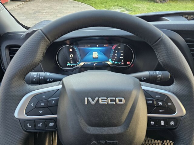 IVECO Daily 35S18HA8V Hi-Matic 12m³ Modell 2025 MY24 - Товарно комбе: слика 4 IVECO Daily 35S18HA8V Hi-Matic 12m³ Modell 2025 MY24 - Товарно комбе: слика 4