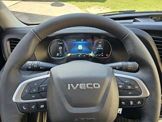 IVECO Daily 35S18HA8V Hi-Matic 18m³ Modell 2025 MY24 - Товарно комбе: слика 4 IVECO Daily 35S18HA8V Hi-Matic 18m³ Modell 2025 MY24 - Товарно комбе: слика 4