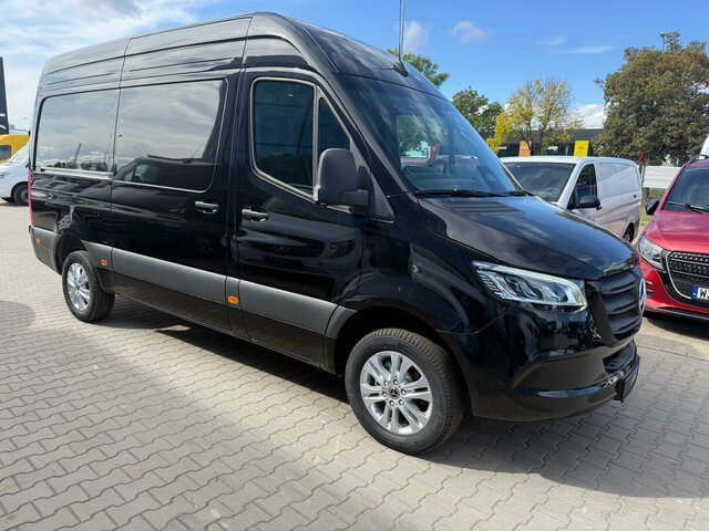 MERCEDES-BENZ Sprinter 317 CDI Kasten L2H2 AHK 3,5t MBUX10,25 - Товарно комбе: слика 4 MERCEDES-BENZ Sprinter 317 CDI Kasten L2H2 AHK 3,5t MBUX10,25 - Товарно комбе: слика 4
