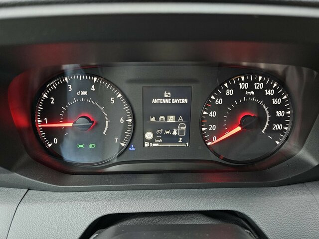 RENAULT Master L2H2 170 Neues Modell 10'' Navi Kamera... - Товарно комбе: слика 4 RENAULT Master L2H2 170 Neues Modell 10'' Navi Kamera... - Товарно комбе: слика 4