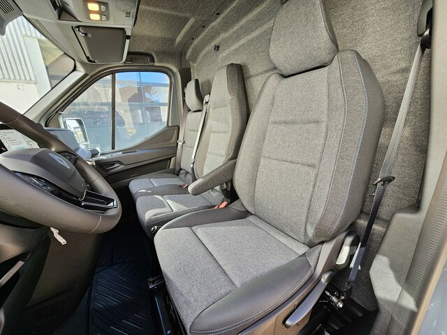 RENAULT Master L3H2 170 Neues Modell 10'' Navi Kamera... - Товарно комбе: слика 2 RENAULT Master L3H2 170 Neues Modell 10'' Navi Kamera... - Товарно комбе: слика 2