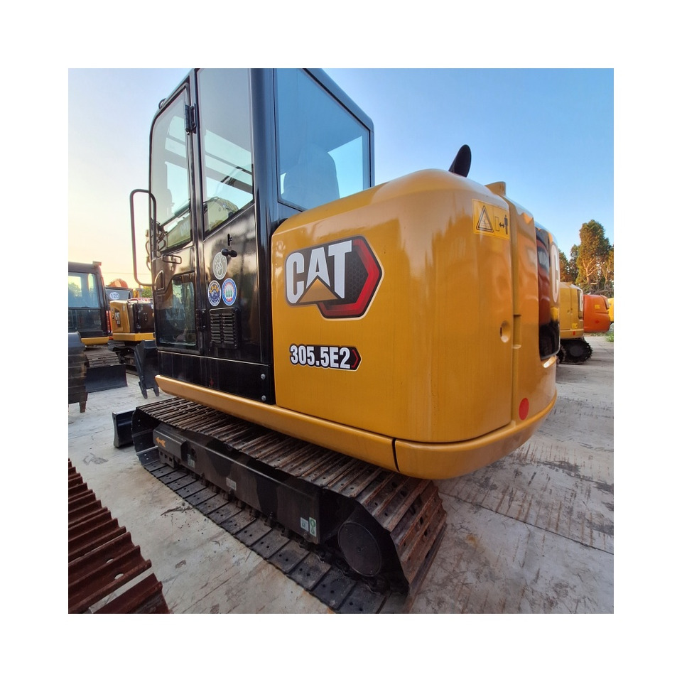CAT 305.5E2 Excavator - Багер гасеничар: слика 2 CAT 305.5E2 Excavator - Багер гасеничар: слика 2