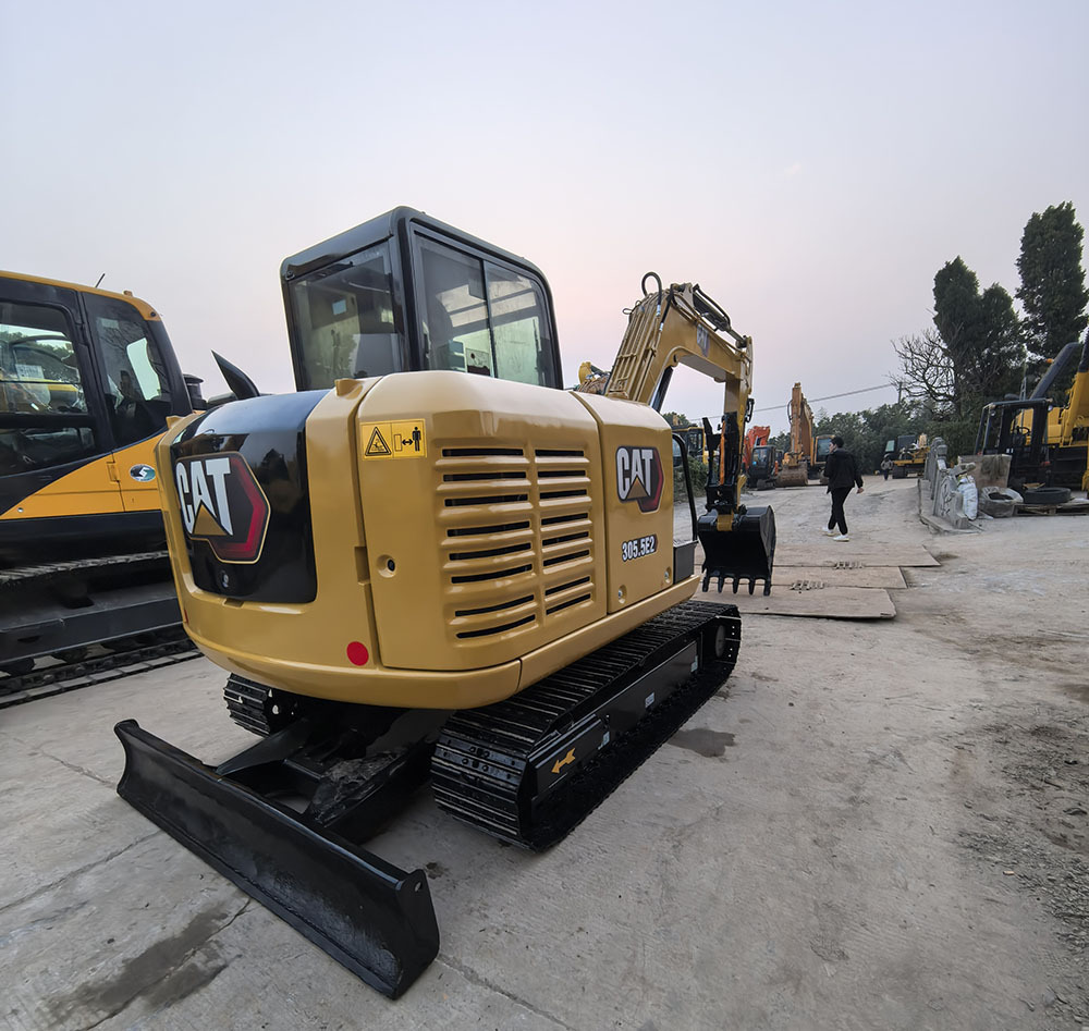 CAT 305.5E2 Excavator - Мини багер: слика 3 CAT 305.5E2 Excavator - Мини багер: слика 3