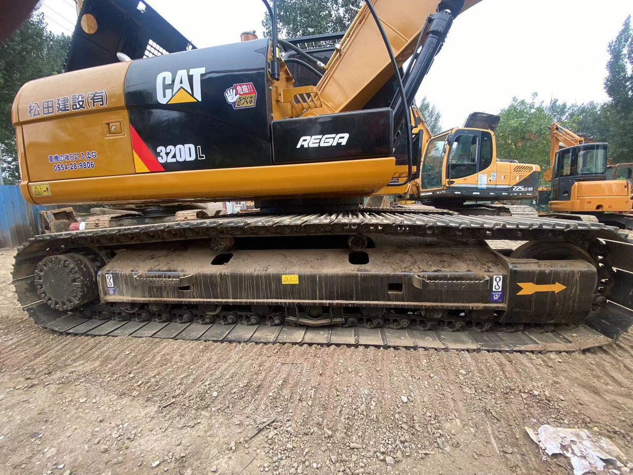 CAT 320DL Excavator - Багер гасеничар: слика 4 CAT 320DL Excavator - Багер гасеничар: слика 4