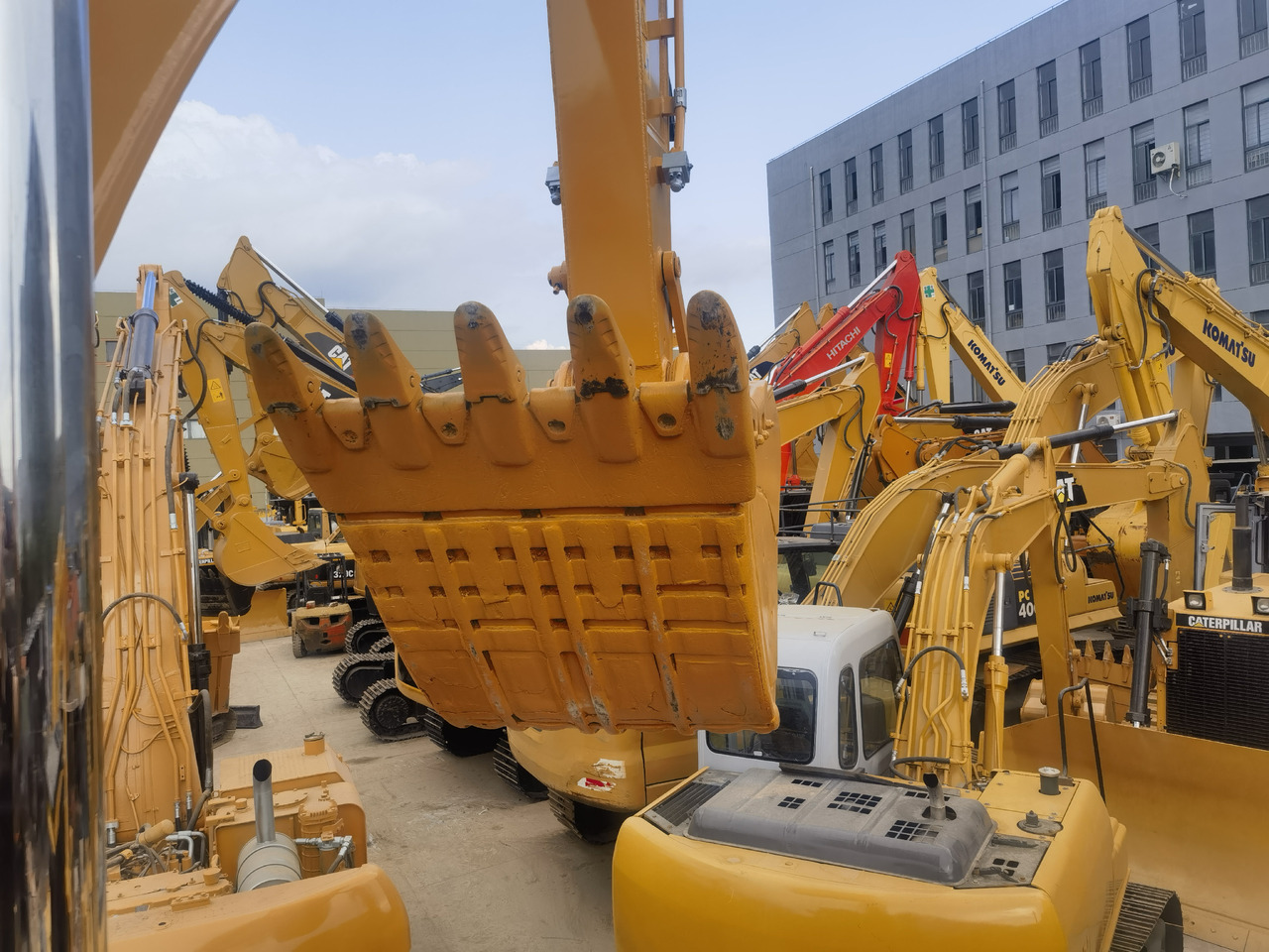 CAT 330DL excavator - Багер гасеничар: слика 5 CAT 330DL excavator - Багер гасеничар: слика 5