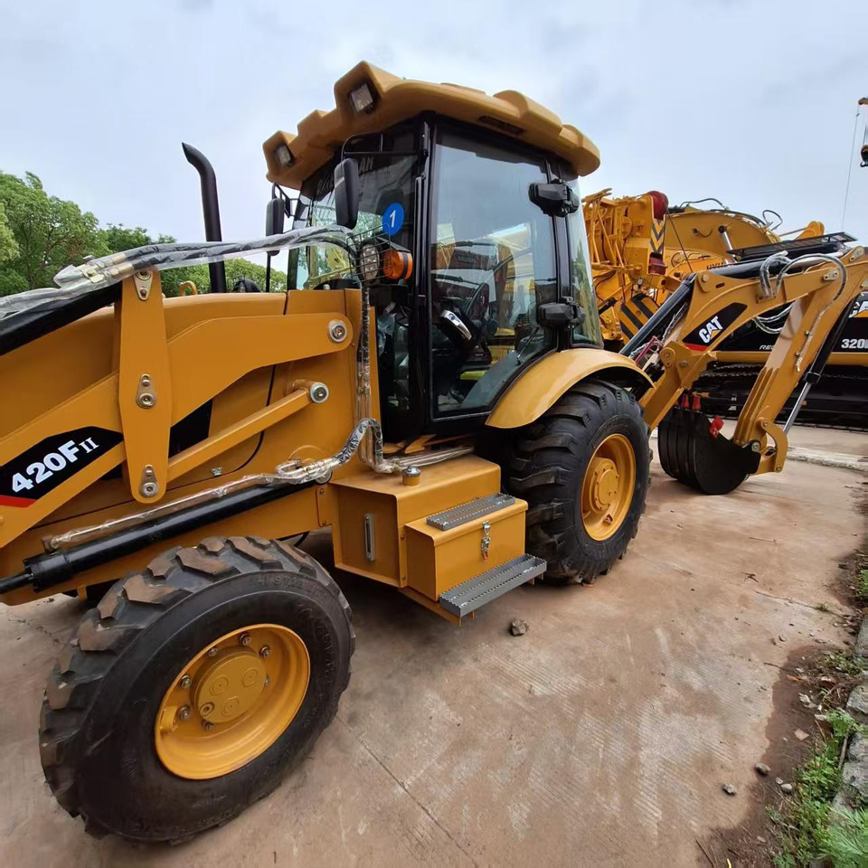 CAT 420F Backhoe Loader - Ровокопач: слика 3 CAT 420F Backhoe Loader - Ровокопач: слика 3