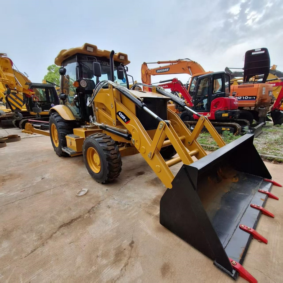 CAT 420F Backhoe Loader - Ровокопач: слика 1 CAT 420F Backhoe Loader - Ровокопач: слика 1