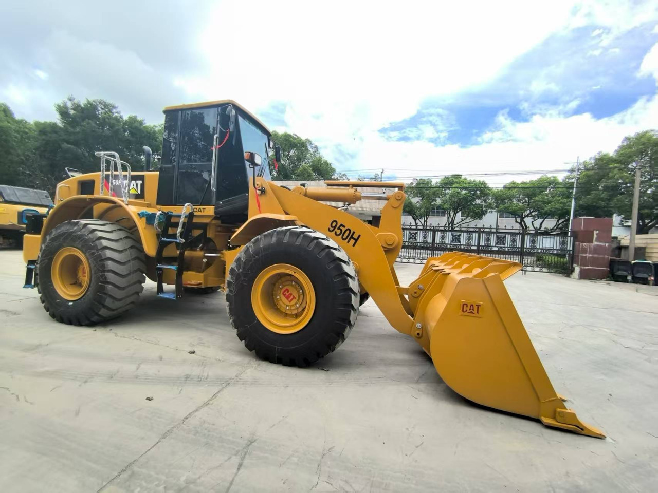 CAT 950H - Натоварувач на тркала: слика 5 CAT 950H - Натоварувач на тркала: слика 5