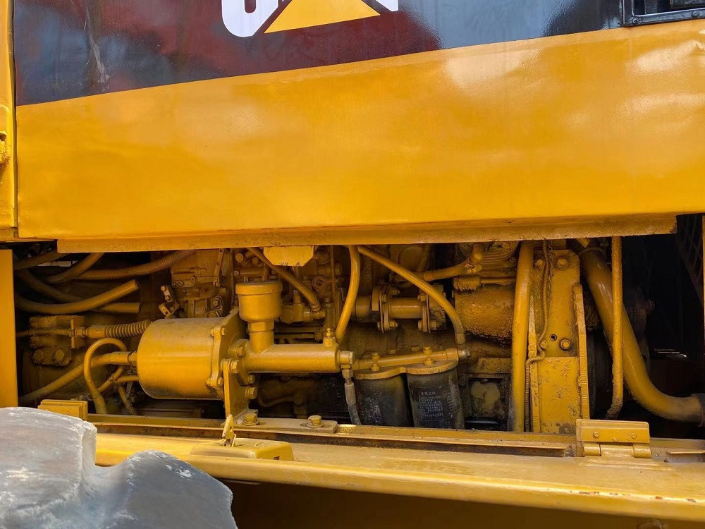 Натоварувач на тркала CAT 966C: слика 6