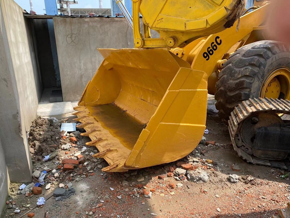 CAT 966C - Натоварувач на тркала: слика 4 CAT 966C - Натоварувач на тркала: слика 4