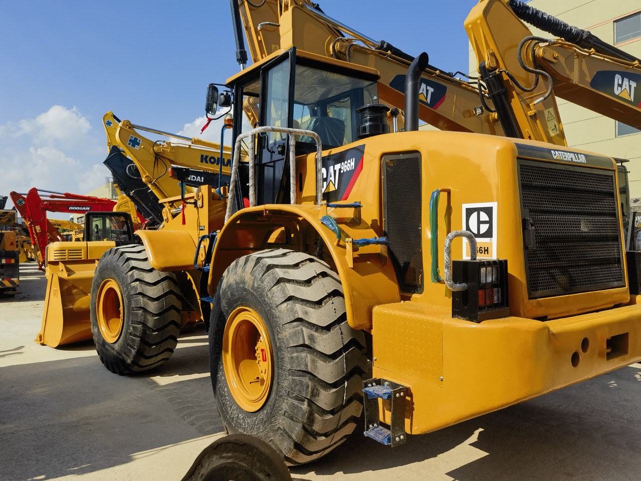 CAT 966H Wheel Loader - Натоварувач на тркала: слика 2 CAT 966H Wheel Loader - Натоварувач на тркала: слика 2