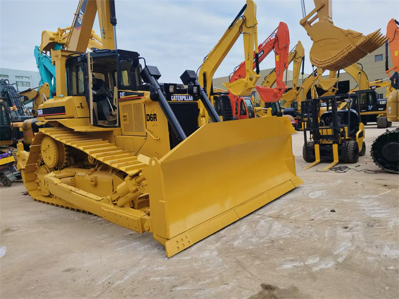 CAT D6R Bulldozer - Булдожер: слика 2 CAT D6R Bulldozer - Булдожер: слика 2