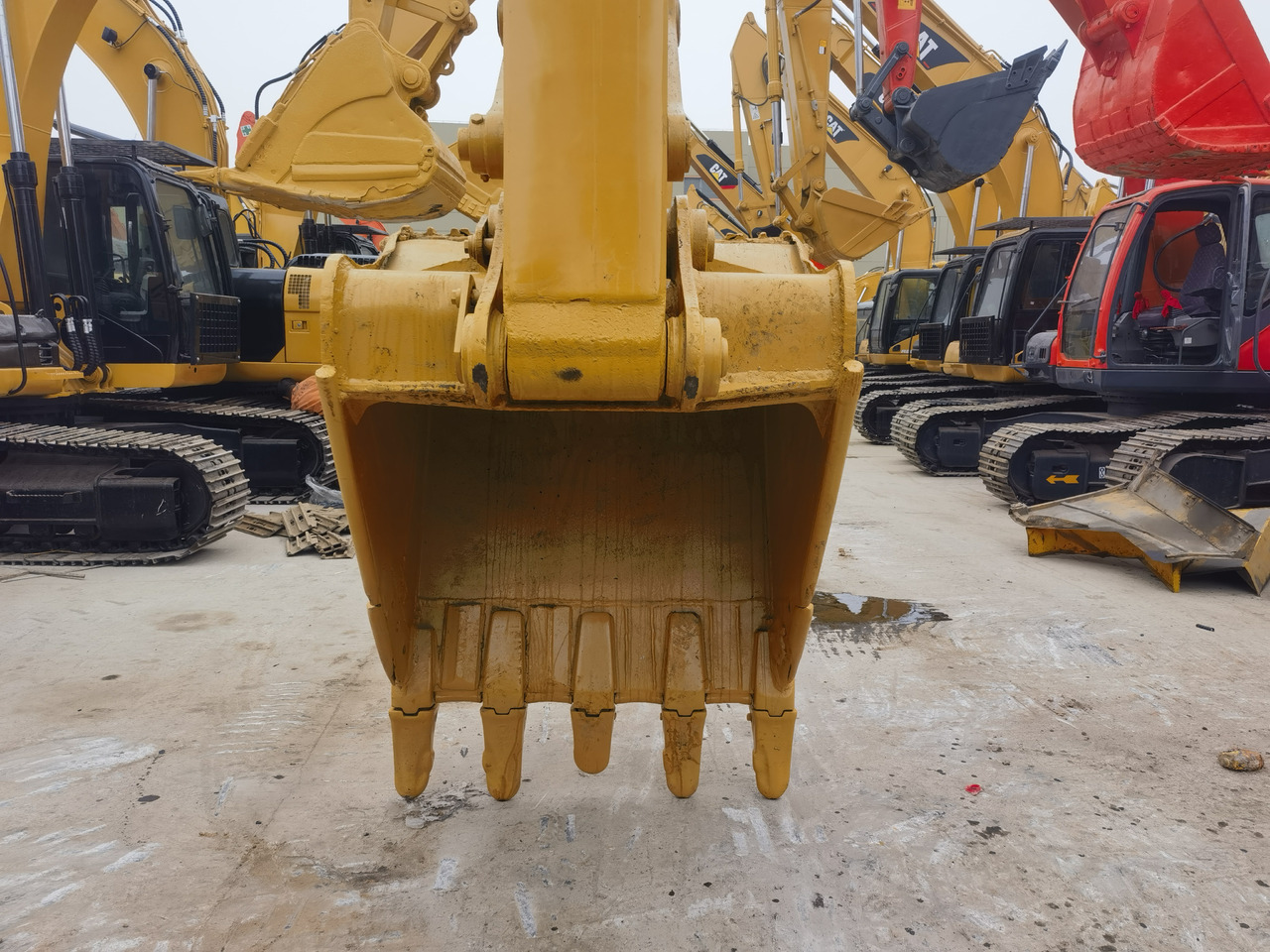 CATERPILLAR 330 D - Багер гасеничар: слика 4 CATERPILLAR 330 D - Багер гасеничар: слика 4