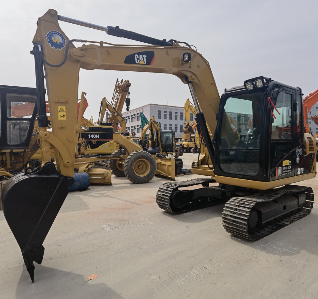 CATERPILLAR CAT 307D EXCAVATOR - Багер гасеничар: слика 2 CATERPILLAR CAT 307D EXCAVATOR - Багер гасеничар: слика 2