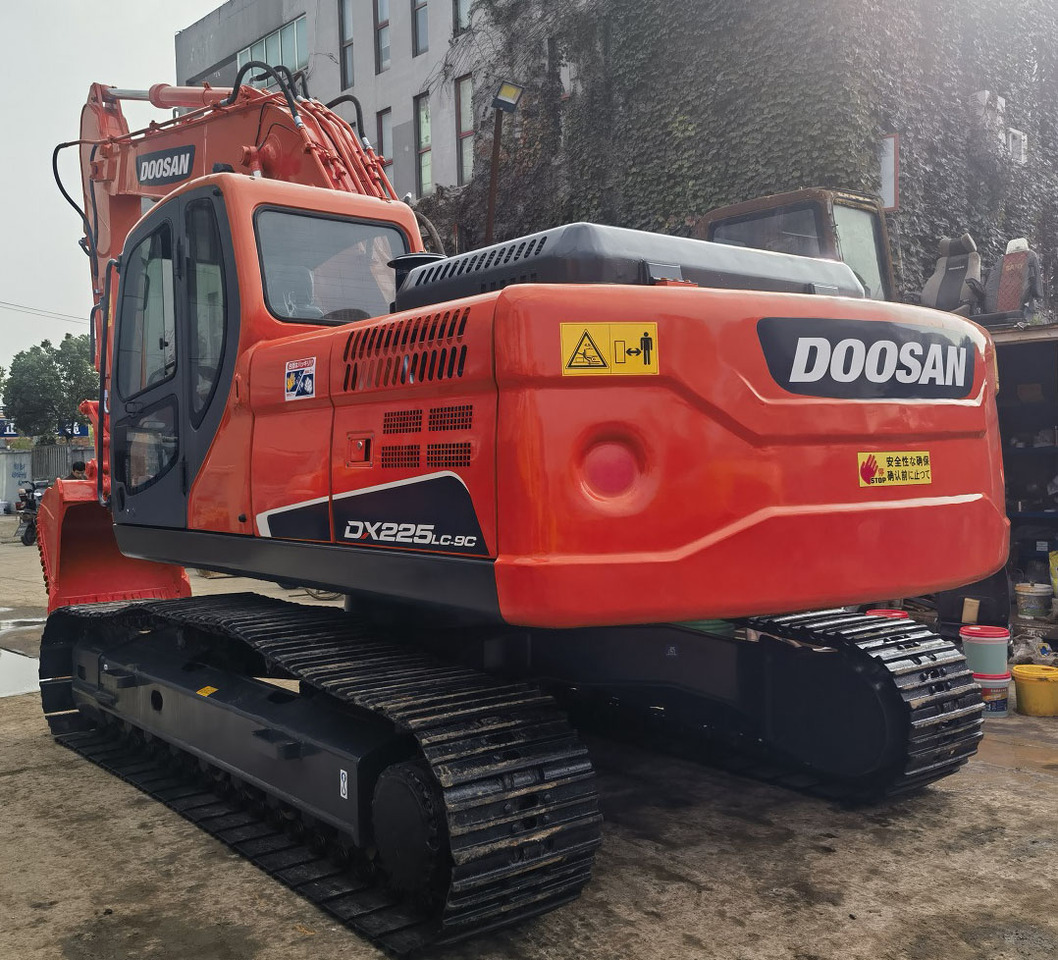 DOOSAN Doosan DX225LC Crawler excavator - Багер гасеничар: слика 3 DOOSAN Doosan DX225LC Crawler excavator - Багер гасеничар: слика 3