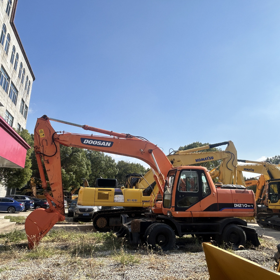 Doosan DH210w-7 wheel excavator - Багер на тркала: слика 1 Doosan DH210w-7 wheel excavator - Багер на тркала: слика 1
