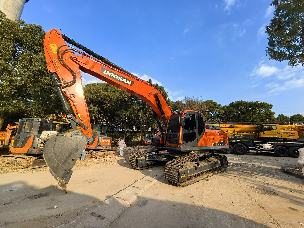 Doosan DX300LC Crawler Excavator - Багер гасеничар: слика 2 Doosan DX300LC Crawler Excavator - Багер гасеничар: слика 2