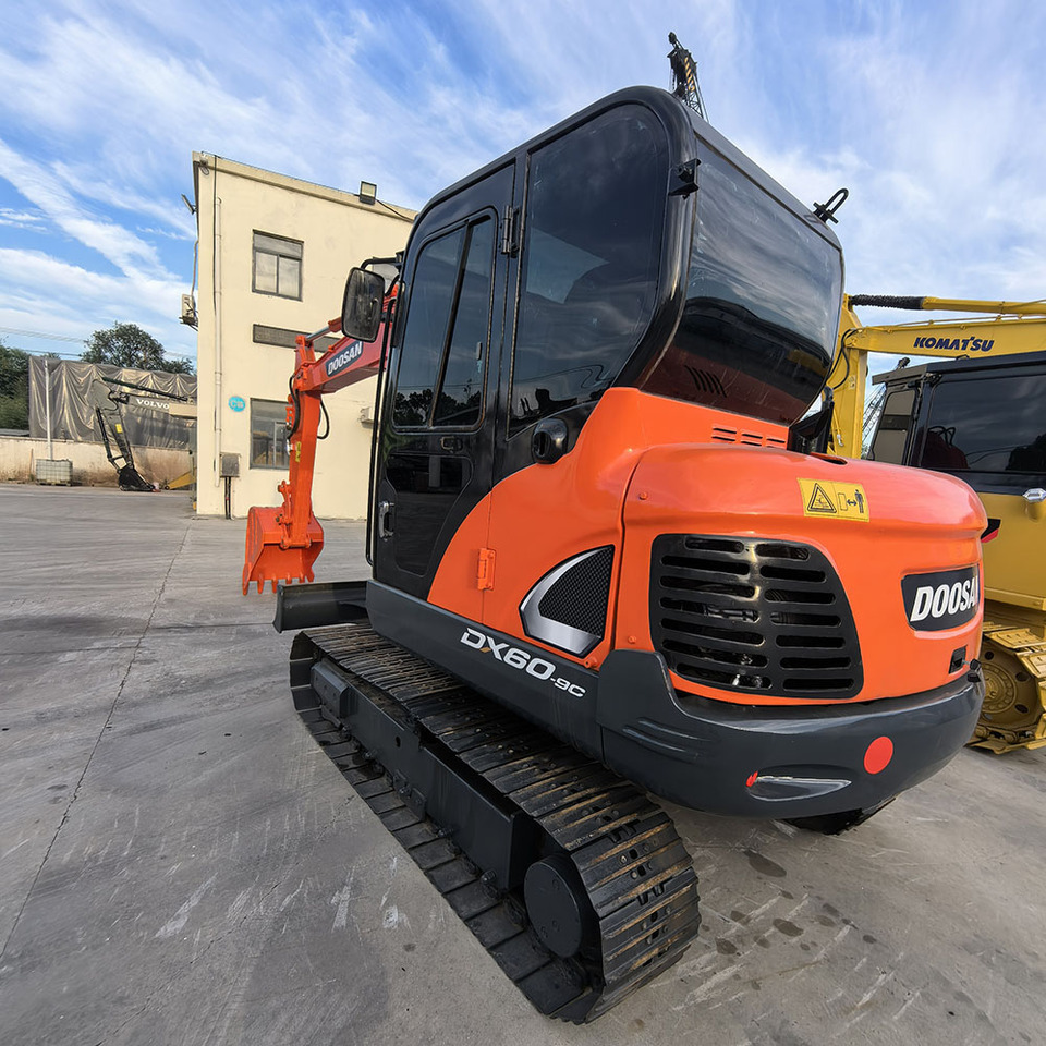 Doosan Dx60 Crawler Excavator - Багер гасеничар: слика 4 Doosan Dx60 Crawler Excavator - Багер гасеничар: слика 4