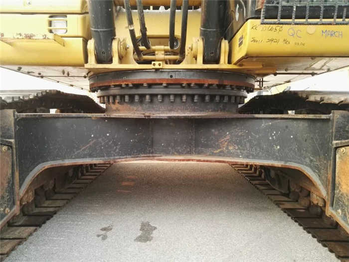 Fast Shipping delivery Used CAT 336D Second-hand Excavators 36 ton Large Used Diggers on hot sale in shanghai - Багер: слика 5 Fast Shipping delivery Used CAT 336D Second-hand Excavators 36 ton Large Used Diggers on hot sale in shanghai - Багер: слика 5