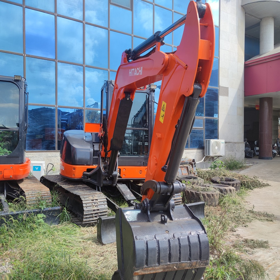Hitachi ZX50 Excavator - Багер гасеничар: слика 5 Hitachi ZX50 Excavator - Багер гасеничар: слика 5
