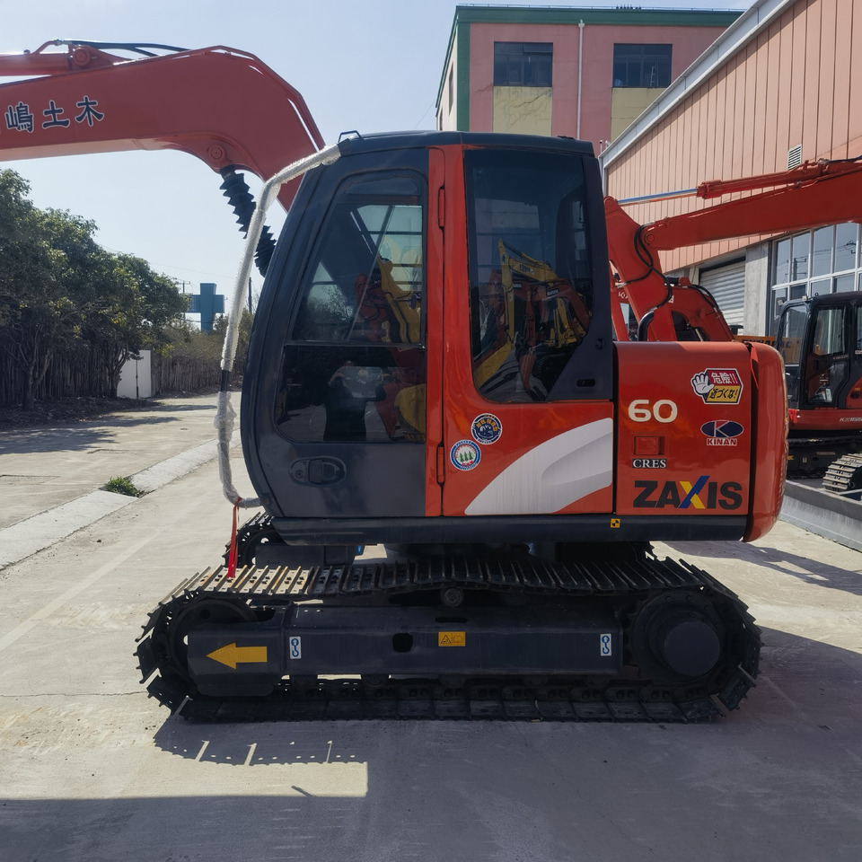 Hitachi ZX60 Excavator - Багер гасеничар: слика 2 Hitachi ZX60 Excavator - Багер гасеничар: слика 2