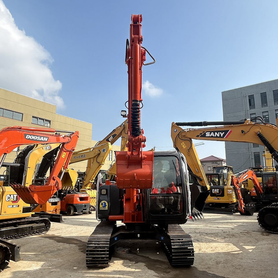 Hitachi ZX70 Excavator - Мини багер: слика 4 Hitachi ZX70 Excavator - Мини багер: слика 4