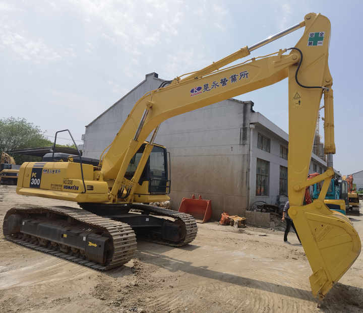 Hot Selling Japan Komatsu PC300-7 Excavators Crawler Excavator Used Pc300-7 at low Price for sale - Багер гасеничар: слика 5 Hot Selling Japan Komatsu PC300-7 Excavators Crawler Excavator Used Pc300-7 at low Price for sale - Багер гасеничар: слика 5