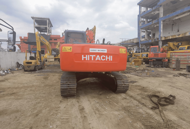 Japan made used hitachi ex120-5 ex120 crawler excavator ex200 ex200-5 zx120 zx200 zx210 FOR SALE - Багер гасеничар: слика 5 Japan made used hitachi ex120-5 ex120 crawler excavator ex200 ex200-5 zx120 zx200 zx210 FOR SALE - Багер гасеничар: слика 5