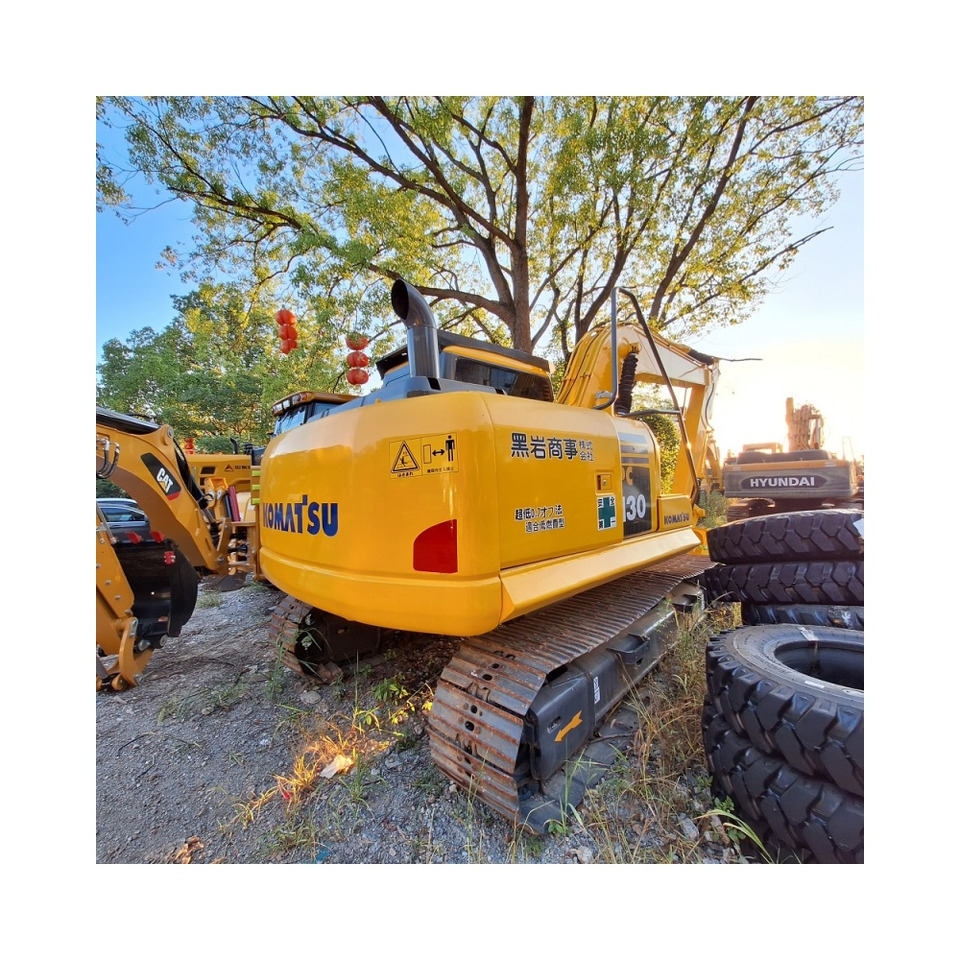 Komatsu PC130 Excavator - Багер гасеничар: слика 2 Komatsu PC130 Excavator - Багер гасеничар: слика 2