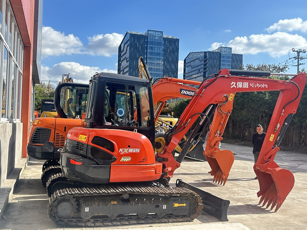 Kubota KX165-5 Excavators - Багер гасеничар: слика 1 Kubota KX165-5 Excavators - Багер гасеничар: слика 1