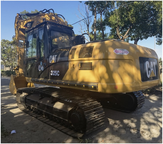 Original second-hand machinery equipment CAT 325C japanese used excavator for sale in shanghai - Багер гасеничар: слика 1 Original second-hand machinery equipment CAT 325C japanese used excavator for sale in shanghai - Багер гасеничар: слика 1