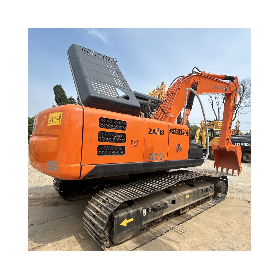 Second hand Hitachi ZX200 hitachi excavator in stock - Багер: слика 1 Second hand Hitachi ZX200 hitachi excavator in stock - Багер: слика 1
