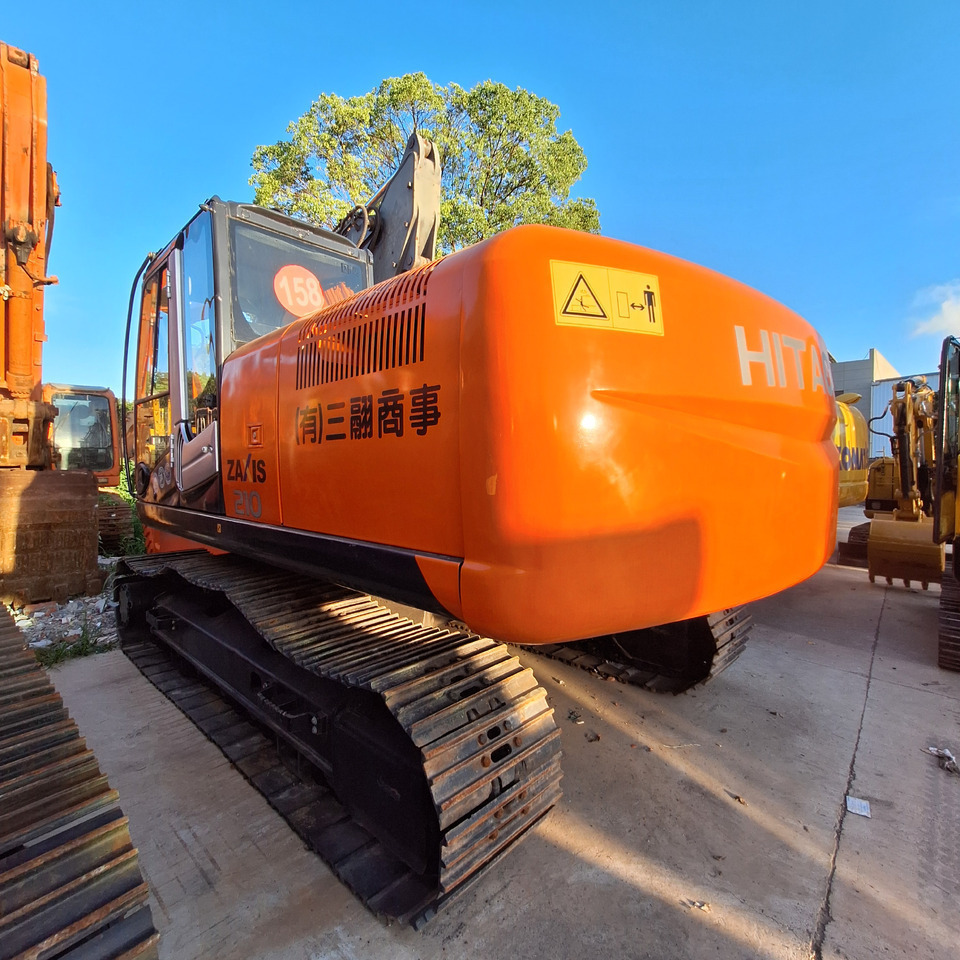 Second hand Hitachi ZX210 excavator - Багер: слика 1 Second hand Hitachi ZX210 excavator - Багер: слика 1