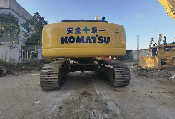 Used Original Japan Second Hand Komatsu PC300-7 Digger 30 ton Excavator Machine for sale - Багер гасеничар: слика 2 Used Original Japan Second Hand Komatsu PC300-7 Digger 30 ton Excavator Machine for sale - Багер гасеничар: слика 2