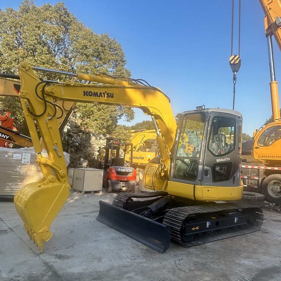 Komatsu pc78 excavator - Багер гасеничар: слика 1 Komatsu pc78 excavator - Багер гасеничар: слика 1