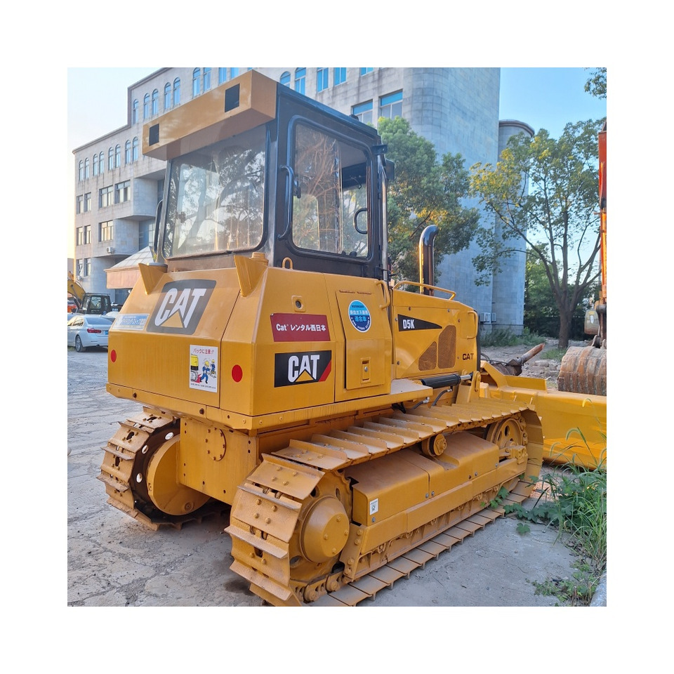 Used caterpillar cat D5k bulldozer - Булдожер: слика 1 Used caterpillar cat D5k bulldozer - Булдожер: слика 1