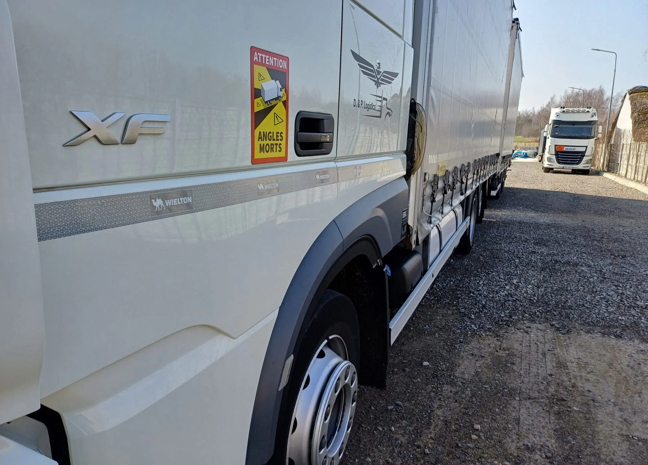 Камион со церада DAF XF 480 SUPER SPACE CAB / ZESTAW TANDEM PRZEJAZDOWY 120m3: слика 7