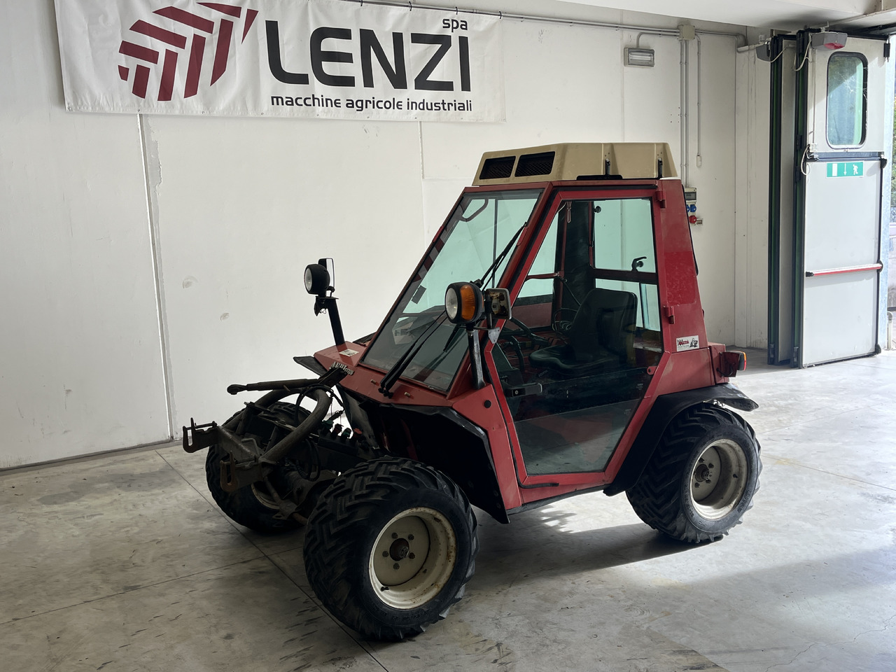 AEBI TT 70 S - Трактор: слика 2 AEBI TT 70 S - Трактор: слика 2