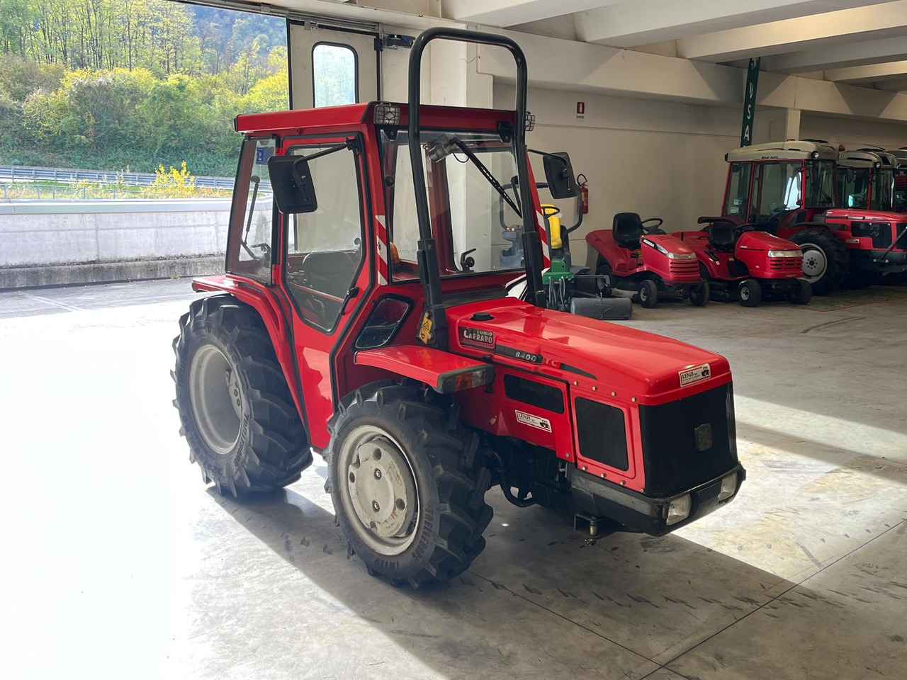 ANTONIO CARRARO TC 8400 F - Трактор: слика 4 ANTONIO CARRARO TC 8400 F - Трактор: слика 4