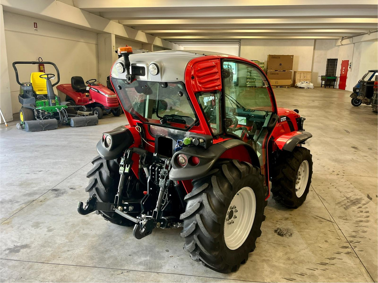 ANTONIO CARRARO TGF 7800S - Трактор: слика 5 ANTONIO CARRARO TGF 7800S - Трактор: слика 5