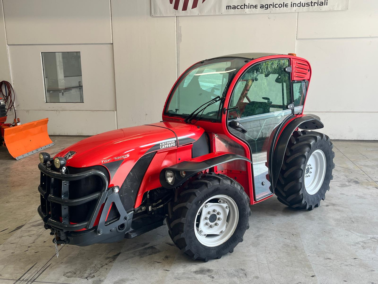 ANTONIO CARRARO TGF 7800S - Трактор: слика 2 ANTONIO CARRARO TGF 7800S - Трактор: слика 2