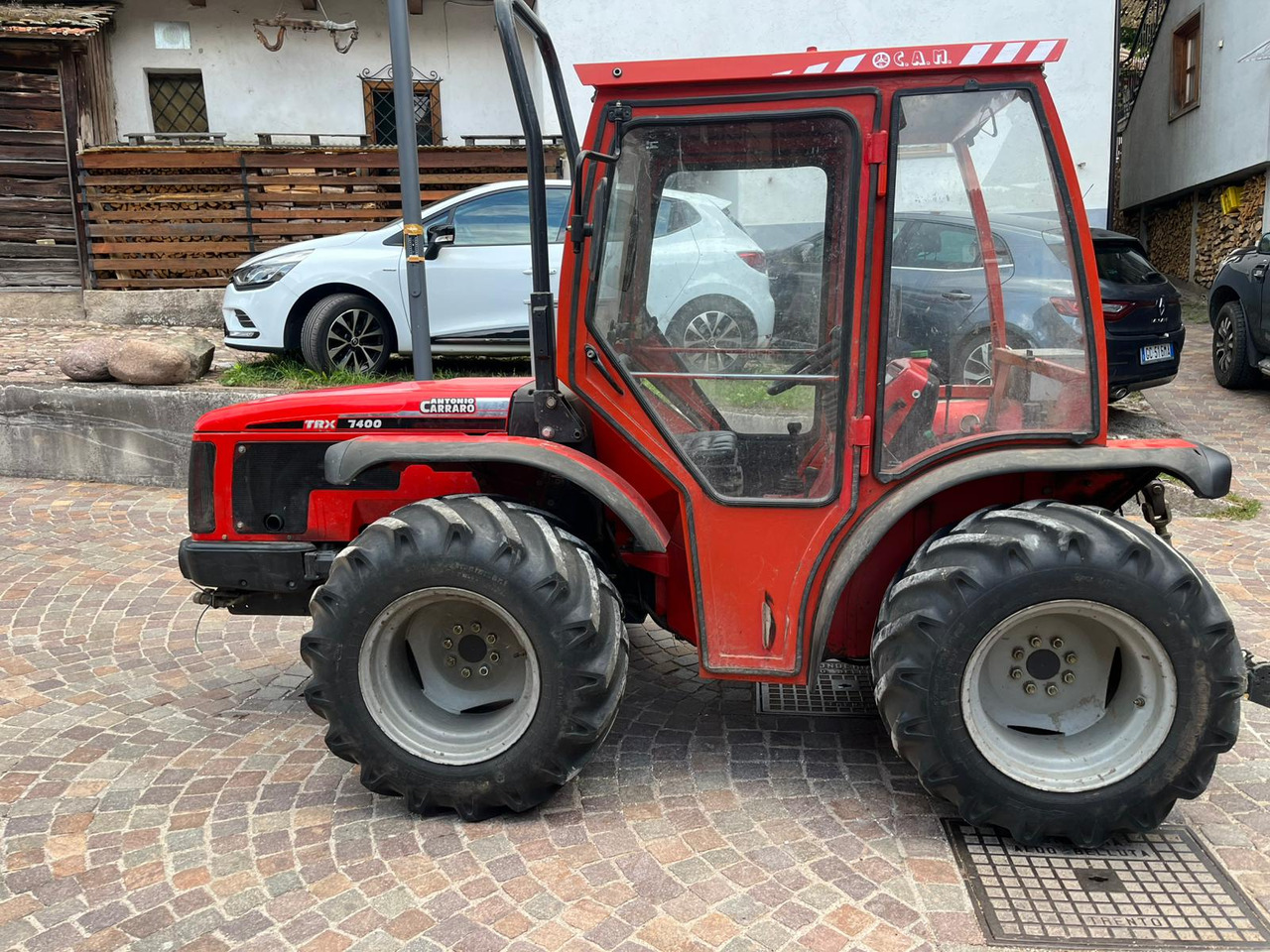 ANTONIO CARRARO TRX 7400 - Трактор: слика 4 ANTONIO CARRARO TRX 7400 - Трактор: слика 4