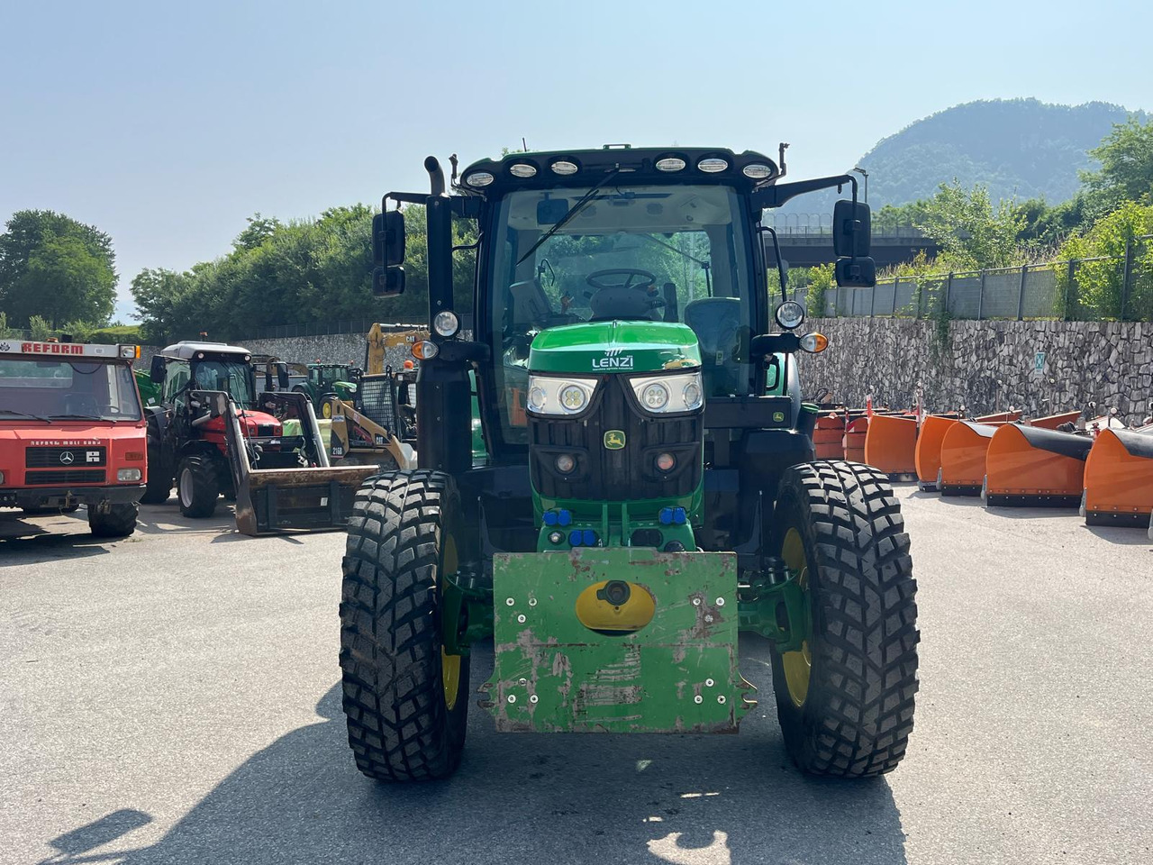 JOHN DEERE 6130R - Трактор: слика 3 JOHN DEERE 6130R - Трактор: слика 3