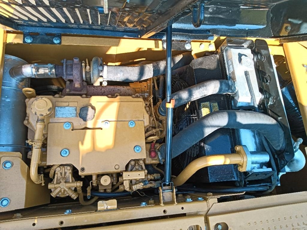 CAT 313 - Багер гасеничар: слика 2 CAT 313 - Багер гасеничар: слика 2