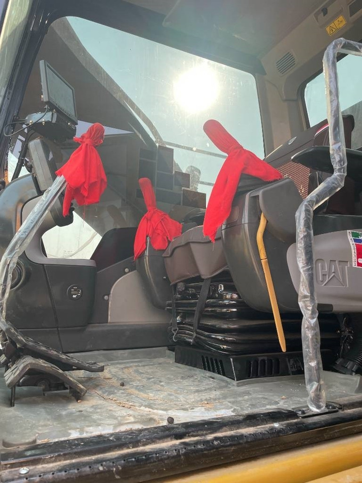 CAT 329 - Багер гасеничар: слика 4 CAT 329 - Багер гасеничар: слика 4