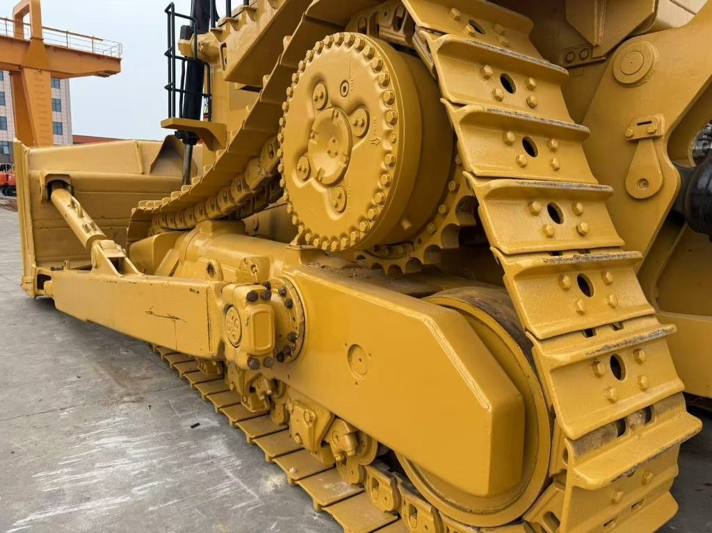 CAT D 10 R - Булдожер: слика 4 CAT D 10 R - Булдожер: слика 4