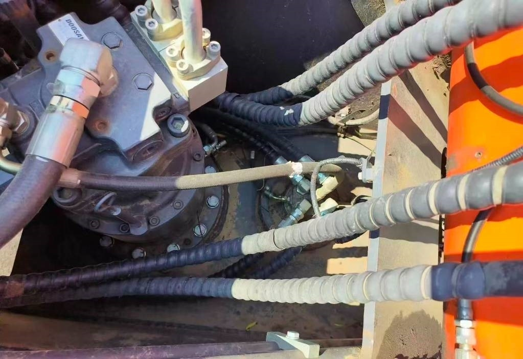 Doosan DX 200 - Багер гасеничар: слика 4 Doosan DX 200 - Багер гасеничар: слика 4