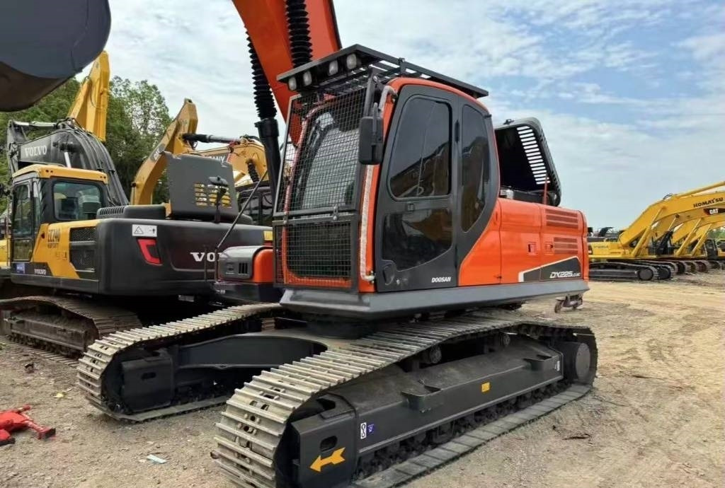 Doosan DX 225 - Багер гасеничар: слика 4 Doosan DX 225 - Багер гасеничар: слика 4